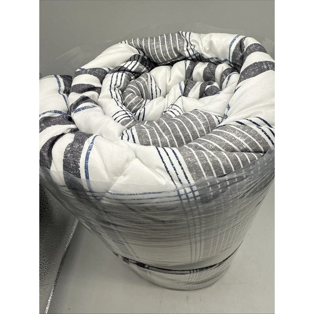 Home Expressions Comforter Twin/Twin XL Plaid‎ Ultra Soft Down Alt Reversible